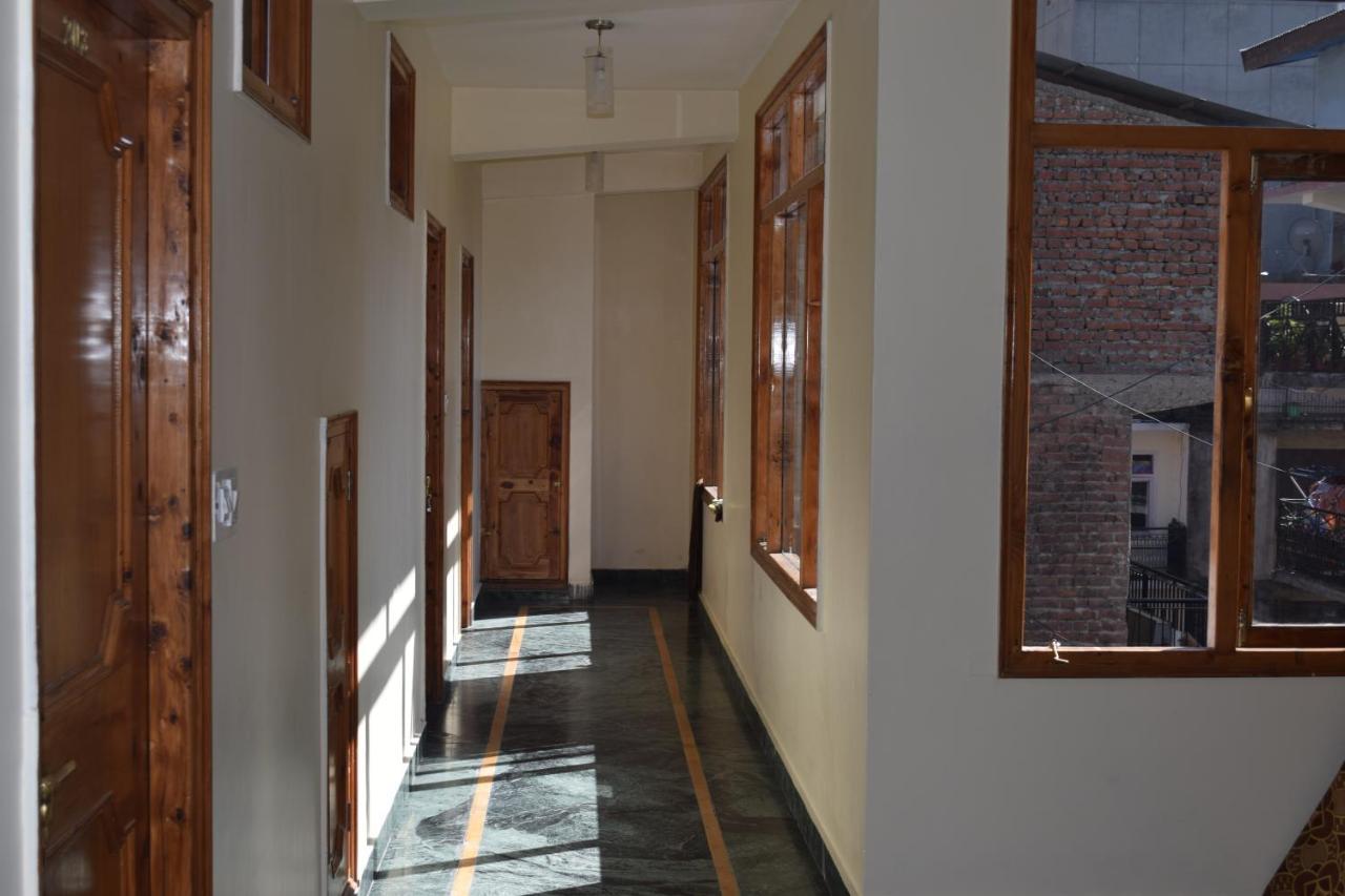 Hotel Adarsh Annexe - Manali (Himachal Pradesh) — Photos 2